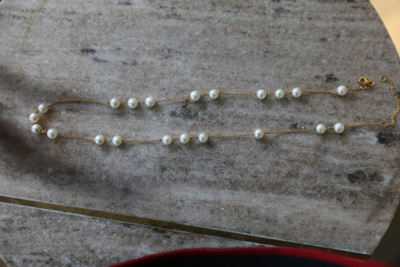 Clusters of Pearls Necklace