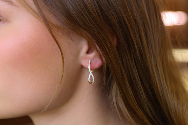 Twist .40ct Diamond Oval Hoops