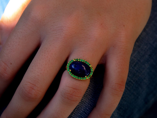 Blue Lapis with Green Tzavorite Surrounding on 18k Gold Cup Base